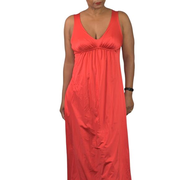 Vintage Vanity Fair Silky Red Nightgown 70s Nylon Goddess Long Maxi Lingerie XS - Picture 11 of 16